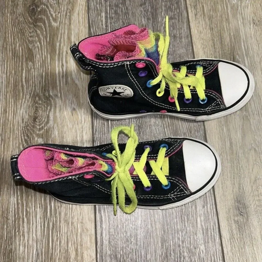 Converse previously owned